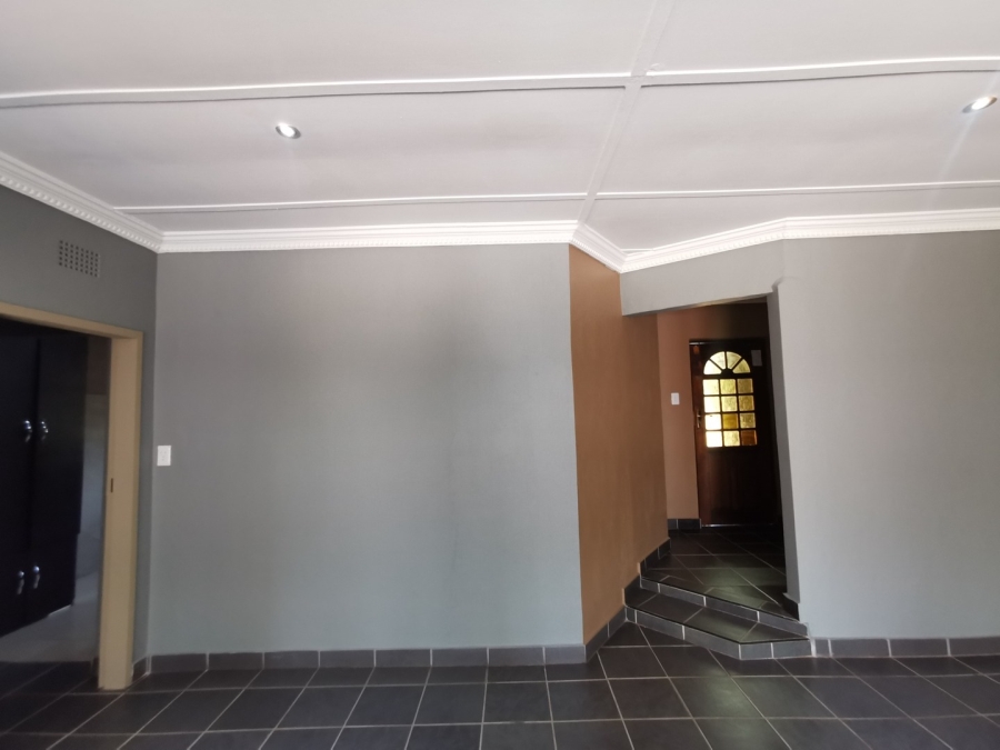 4 Bedroom Property for Sale in Baillie Park North West